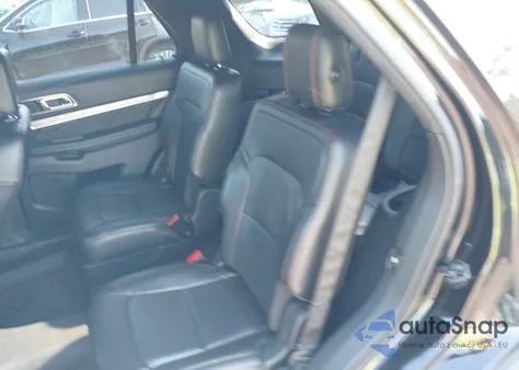 2018 Ford Explorer Sport z USA, uszkodzony, nr VIN 1FM5K8GT2JGA77505